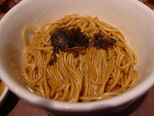 Shanghai Oil Noodles